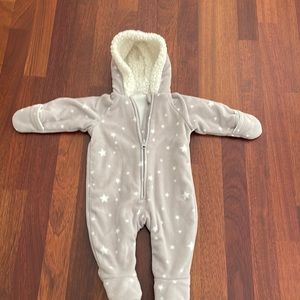 Old navy fleece one piece bunting for baby